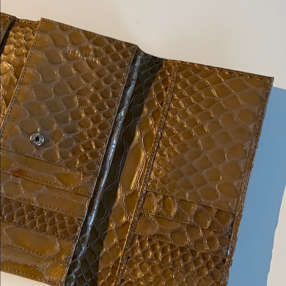 Vintage Danier Leather Alligator Metallic Wallet - Picture 4 of 6